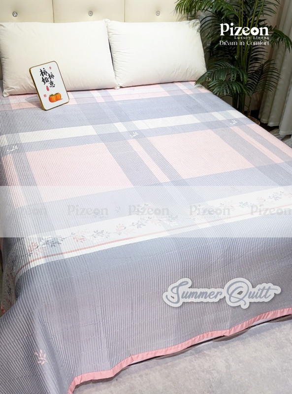 All-Over Print Summer Quilt