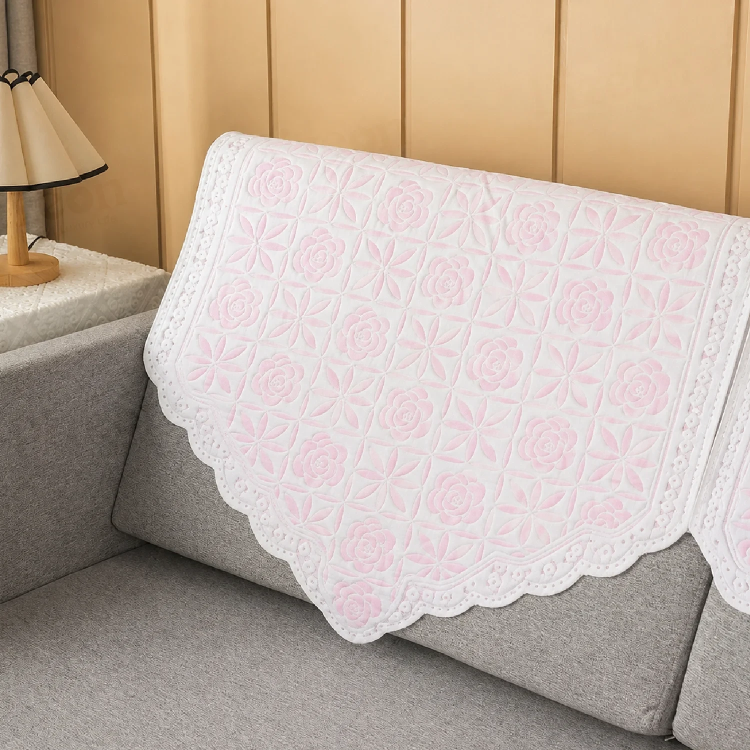 Elegant Crochet Lace Sofa Scarf – Luxury White & Pink Mix Cotton Sofa Throw Cover