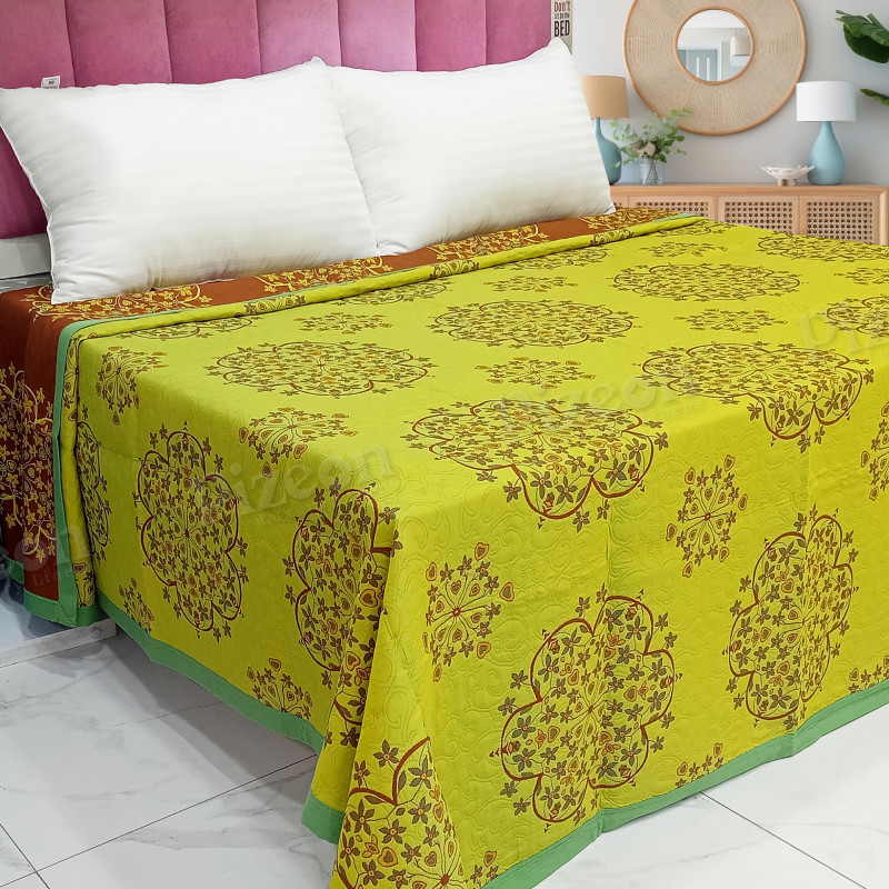 Jacquard Floral Pattern Summer Quilt