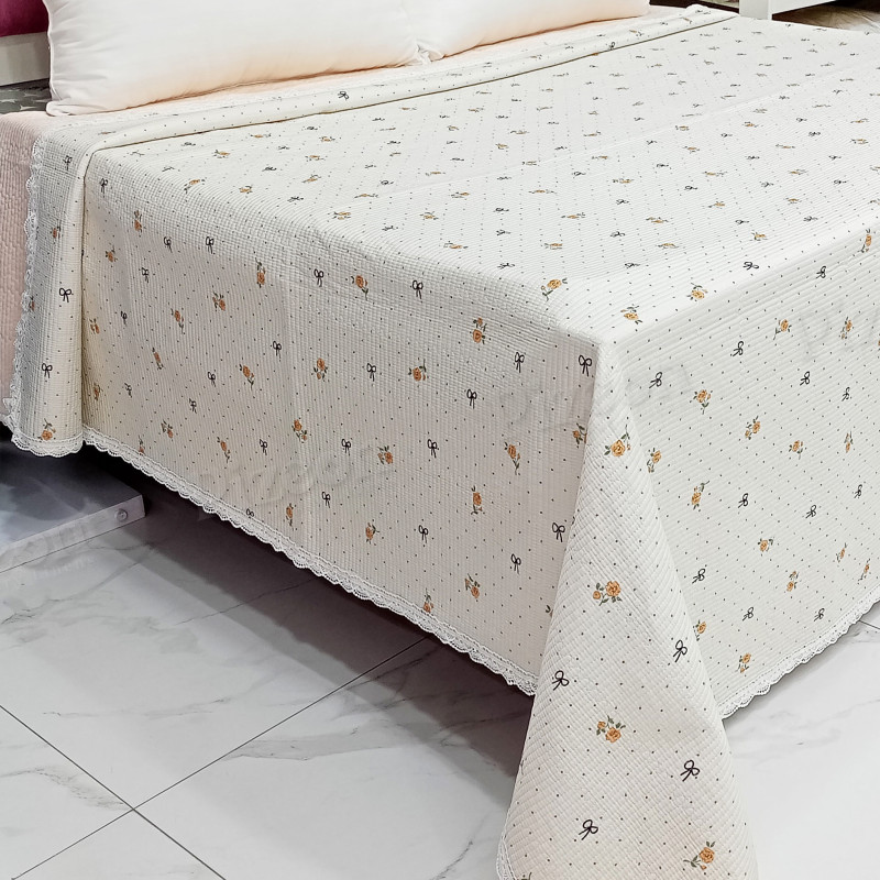 All-Over Print Summer Quilt | Virgin Silk Fiber & Quilted Cotton