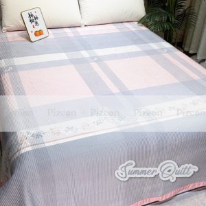 All-Over Print Summer Quilt